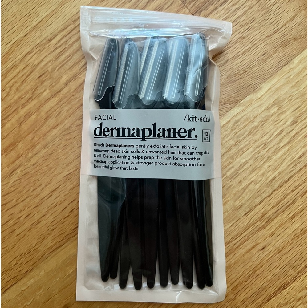 KITSCH DERMAPLANER NWT